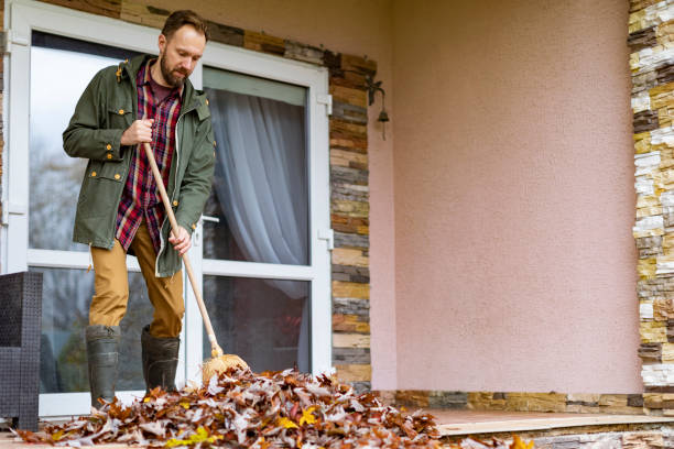 Best Construction Debris Removal  in North Lindenhurst, NY